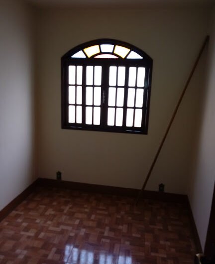 ALUGUEL – CASA 2 PAVIMENTOS – CORDOEIRA – RUA ELIZA VENTURA