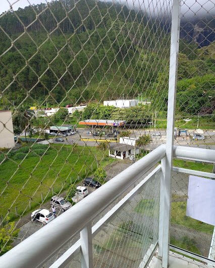 VENDA – APARTAMENTO DE COBERTURA – 2 PISOS – VILA DAS FLORES – COM 3 QUARTOS (1 SUÍTE) – VIA EXPRESSA – OLARIA – EXCELENTE LOCALIZAÇÃO