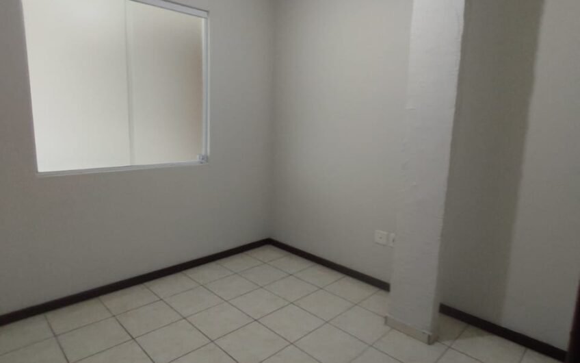 ALUGUEL – APARTAMENTOS RUA SÃO PAULO – OLARIA – 2 QUARTOS – EXCELENTE LOCALIZAÇÃO