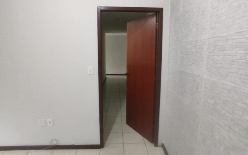 ALUGUEL – APARTAMENTOS RUA SÃO PAULO – OLARIA – 2 QUARTOS – EXCELENTE LOCALIZAÇÃO
