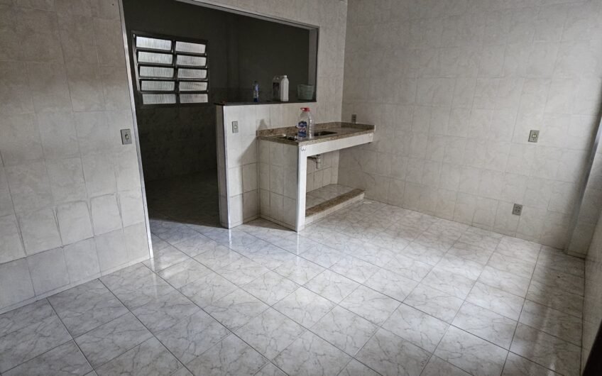 ALUGUEL – APARTAMENTO 1 QUARTO (FUNDOS) – RUA MANUEL DUARTE – OLARIA – NÃO ACEITA ANIMAIS – NÃO TEM GARAGEM