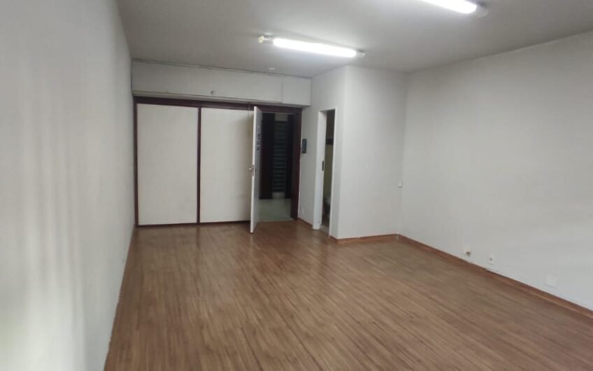 ALUGUEL – SALA COMERCIAL – SHOPPING ROSEIRAL – OLARIA – EXCELENTE LOCALIZAÇÃO