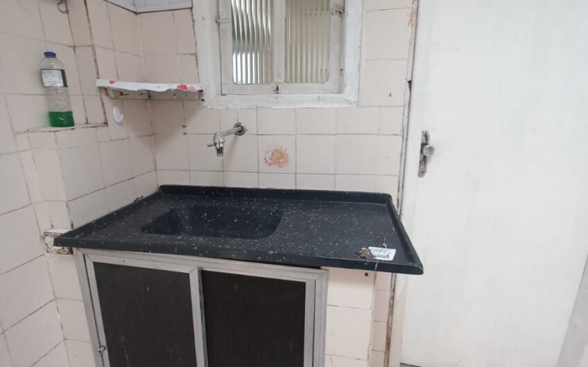 ALUGUEL – CASA 2 QUARTOS – RUA RAUL VEIGA ESQUINA COM RUA GUSTAVO LIRA – EXCELENTE LOCALIZAÇÃO