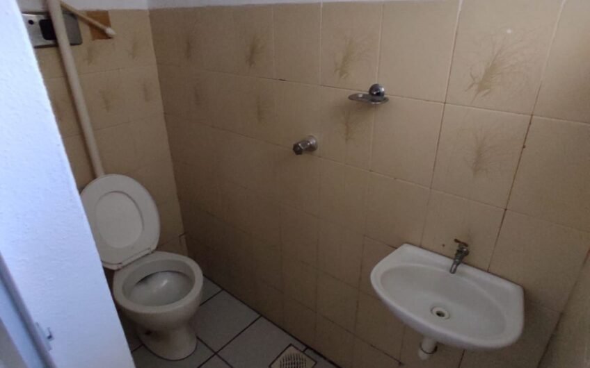 ALUGUEL – CASA DE 1 QUARTO – RUA VICENTE SOBRINHO (FUNDOS) – OLARIA – NÃO TEM GARAGEM – EXCELENTE LOCALIZAÇÃO – NÃO ACEITA ANIMAIS – ALUGUEL COM SINAL DE CATV